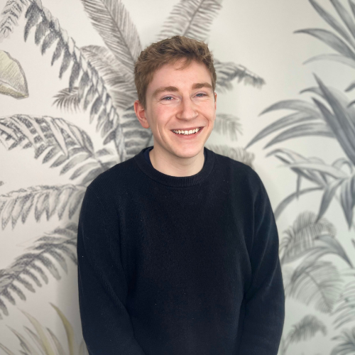 Julien Deshayes, développeur informatique en alternance chez Prévia